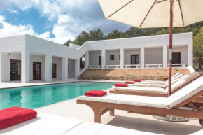 Hotel Villa - Sleeps 14 - Pool - Garden - Sea View